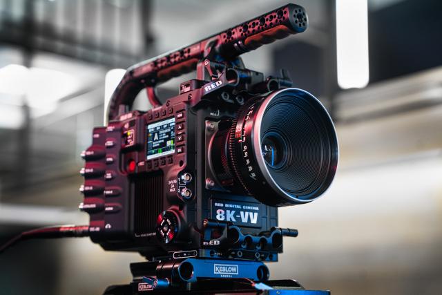 RED DSMC3 V-Raptor XL [X] 8K VV